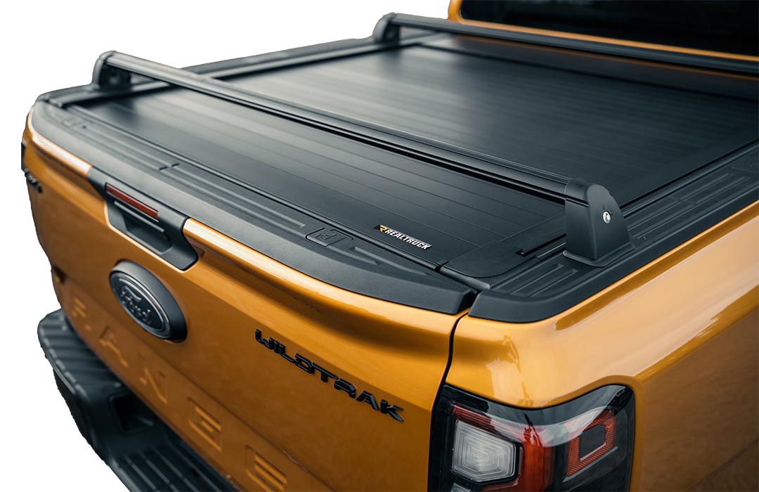 EVO-E Abdeckung mit Quertraeger auf einem Ford Ranger Raptor